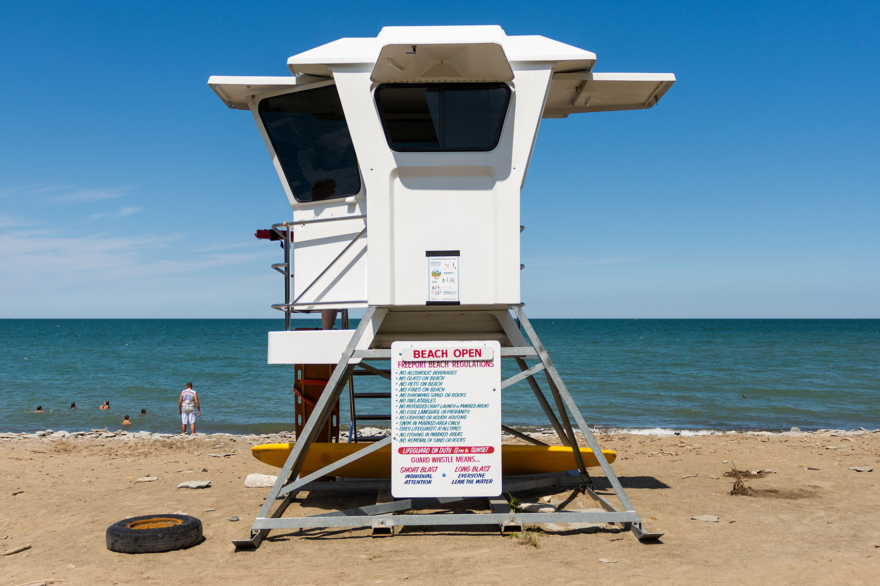 life guard stand at the beach